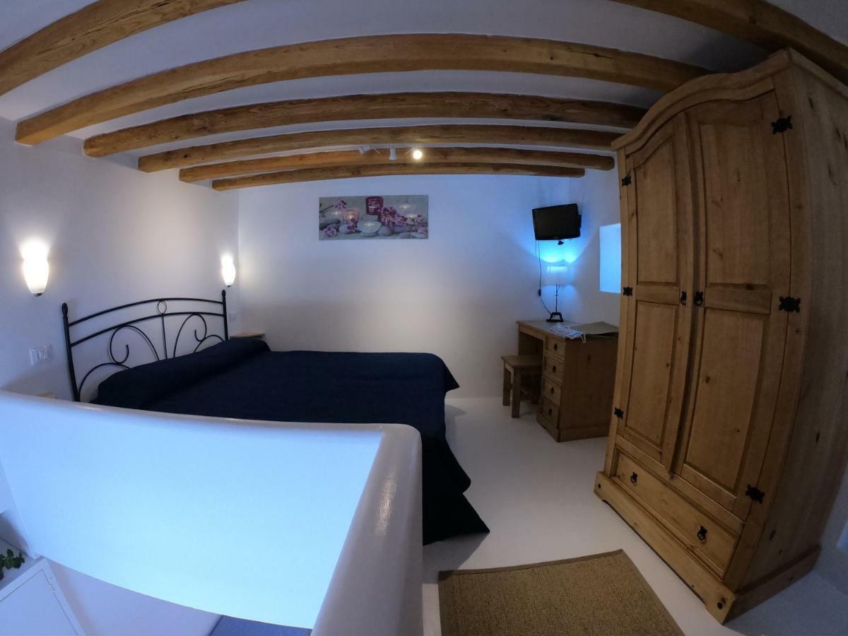 La Ginestra Villa Panarea Buitenkant foto